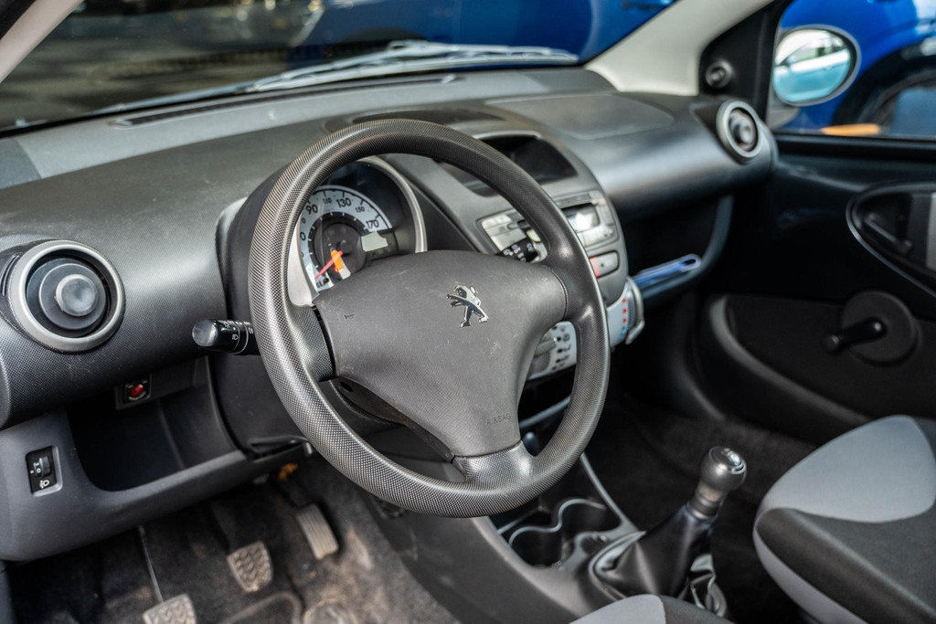 45813453-2.jpg