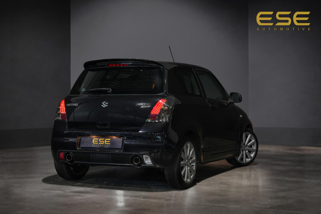 53598250-2.jpg
