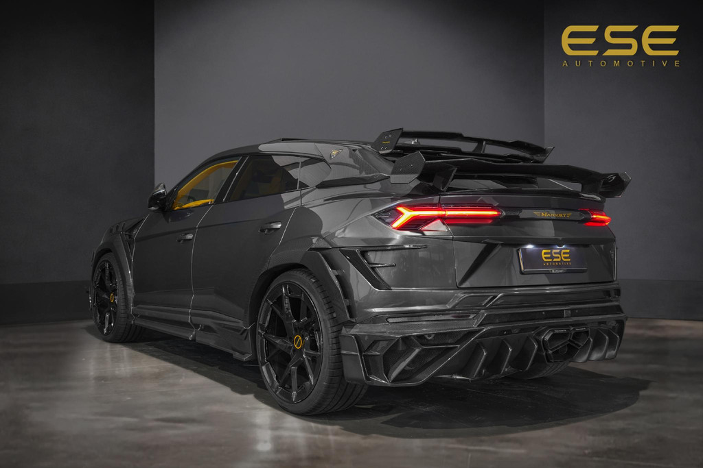 57163985-3.jpg